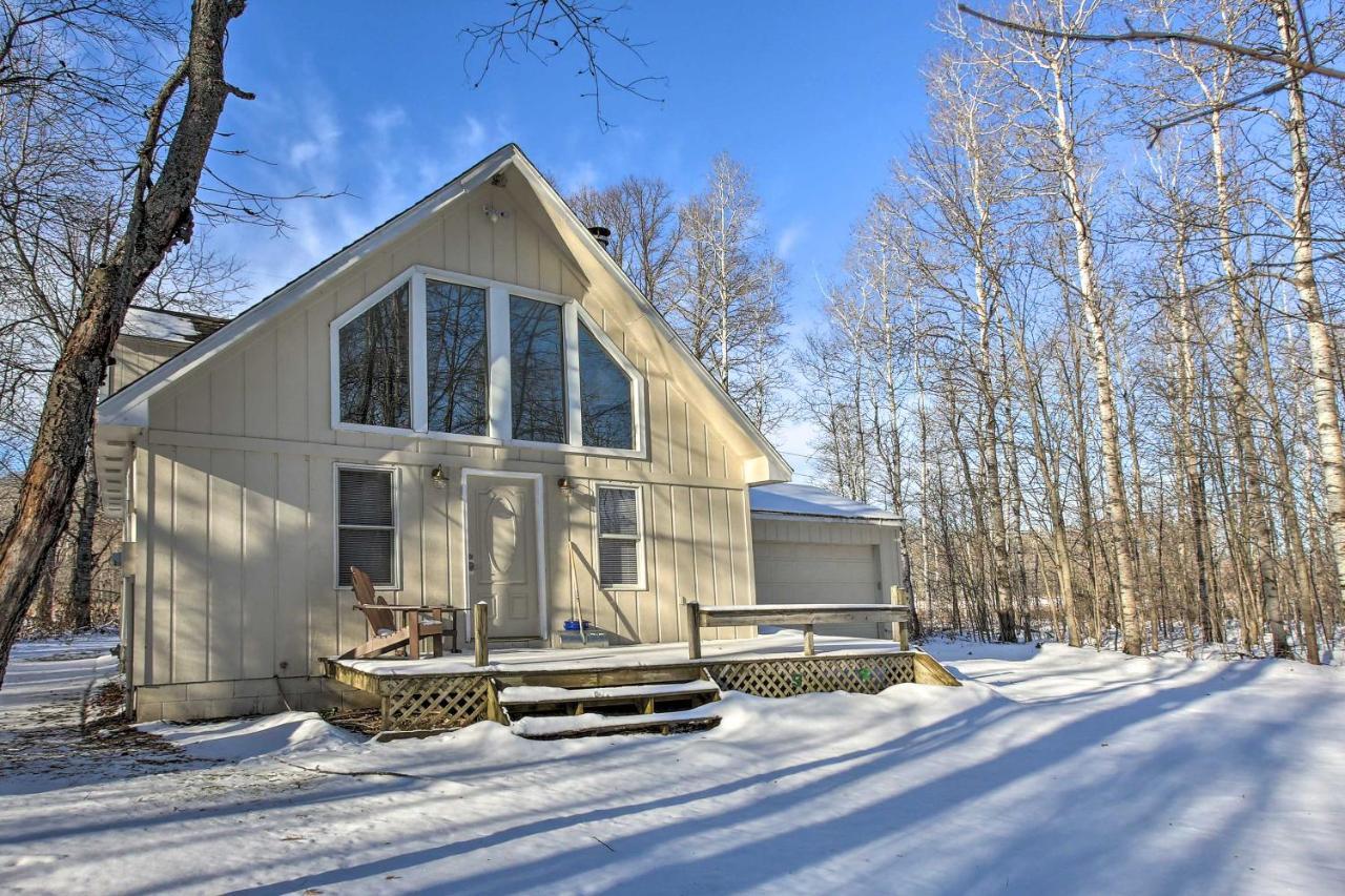 Lakes Of The North Home On Snowmobile And Atv Trail! Mancelona Extérieur photo