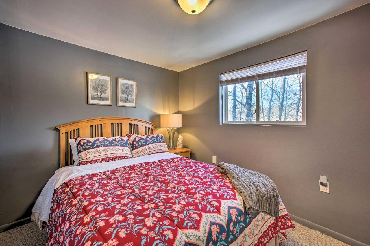 Lakes Of The North Home On Snowmobile And Atv Trail! Mancelona Extérieur photo